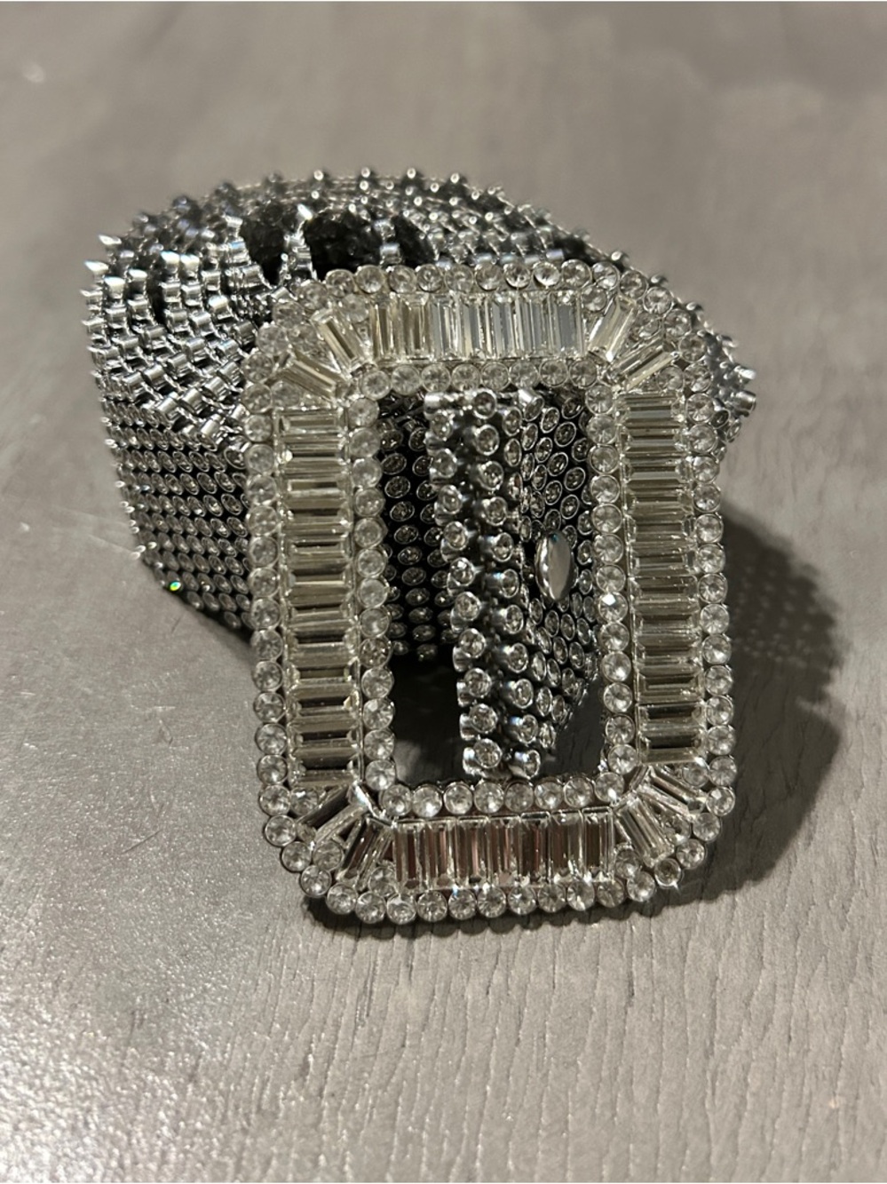 EUC Vintage Crystal Embellished Silver Rhinestone Belt - Picture 2 of 3